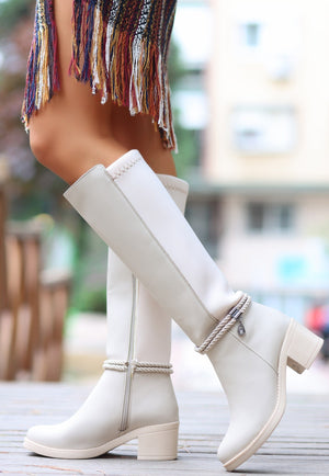 Trendusfashion Siyah Cilt Topuklu Çizme