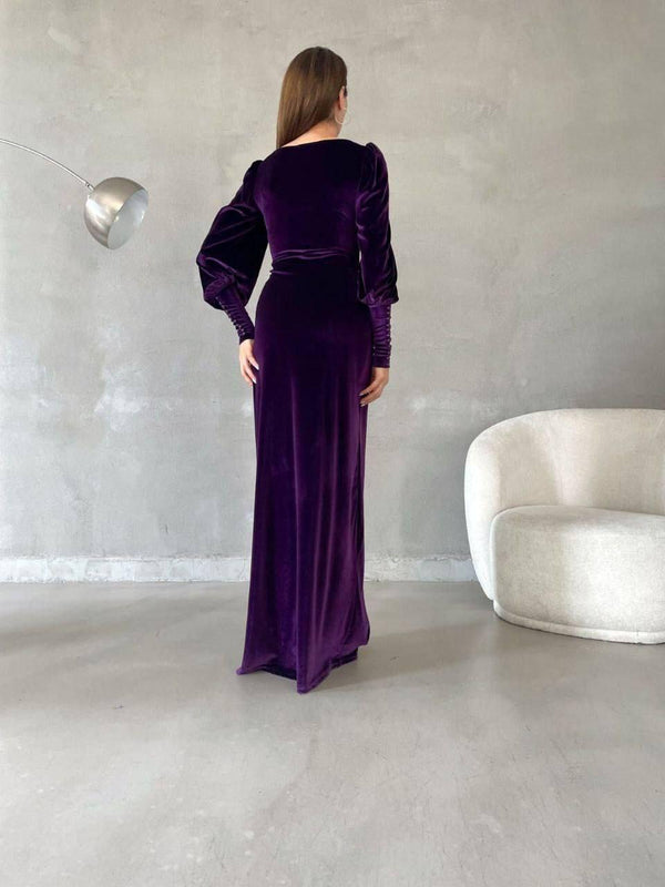 Trendusfashion Kadife Kumaş Yırtmaçlı Balon Kol Elbise