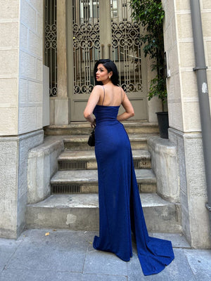 Trendusfashion Kadın Yırtmaç Detaylı Askılı Abiye Elbise - Şık ve Modern Tasarım