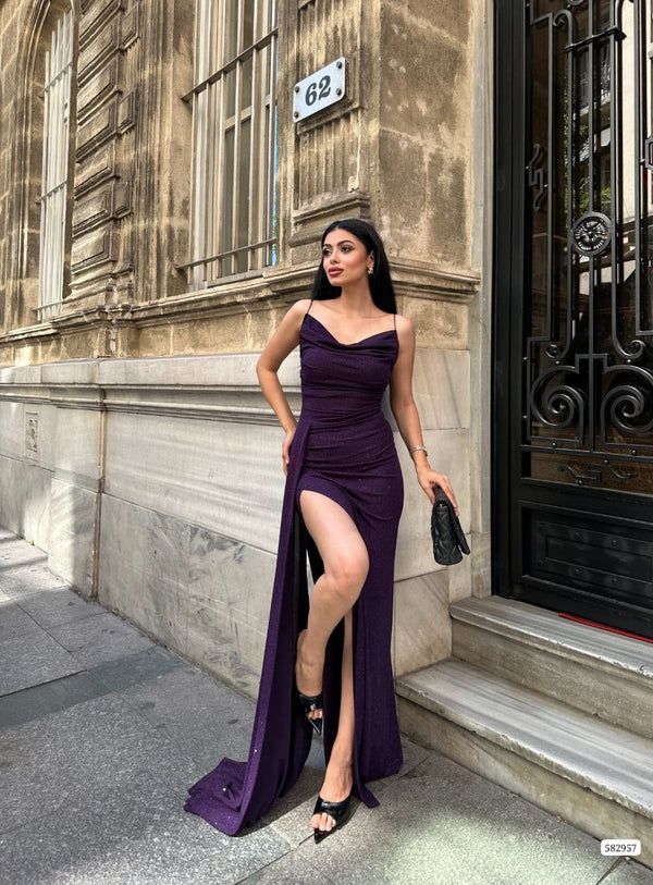 Trendusfashion Kadın Yırtmaç Detaylı Askılı Abiye Elbise - Şık ve Modern Tasarım