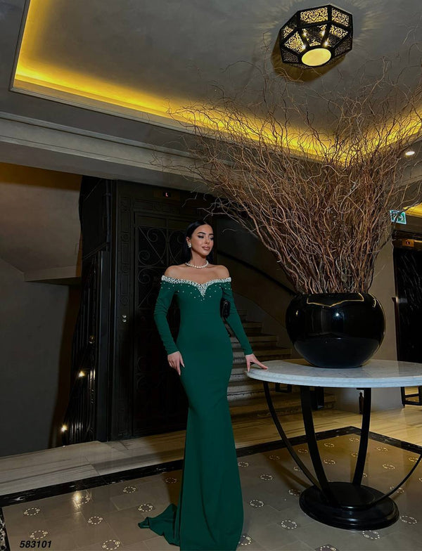Trendusfashion Uzun Kollu Taş Detaylı Abiye Elbise - Omuz Dekolteli Şık Tasarım