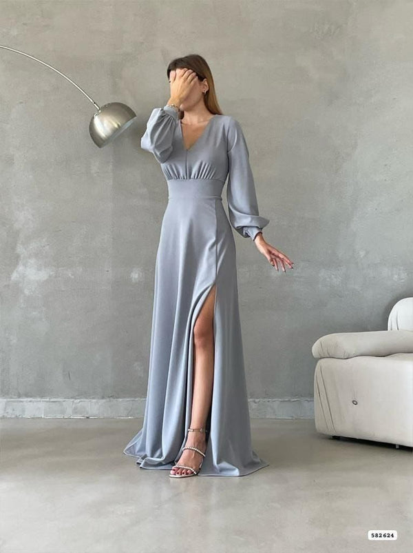 Trendusfashion Yırtmaç Detaylı Uzun Elbise - Şık ve Çarpıcı Tasarım